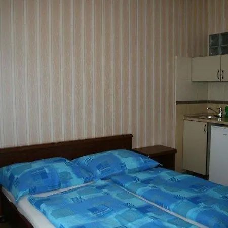 Doris Отель Шиофок