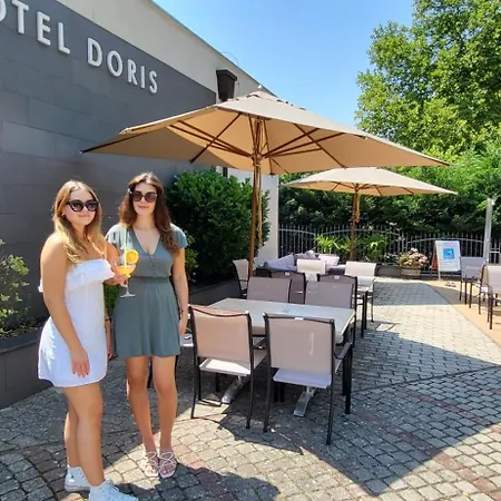 Hotel Doris